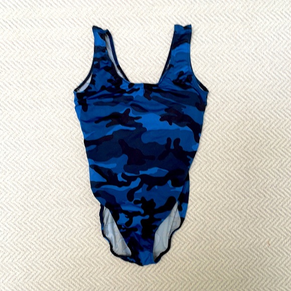 CHERYL KIDS Bathing Suit in Blue Camouflage - Picture 2 of 4
